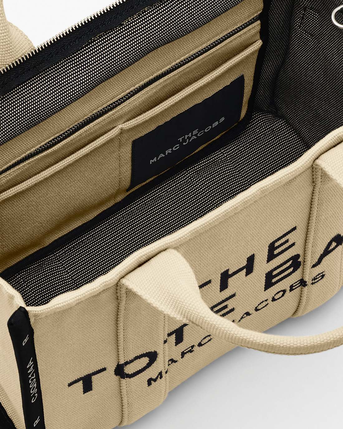 The Jacquard Medium Tote Bag Warm Sand