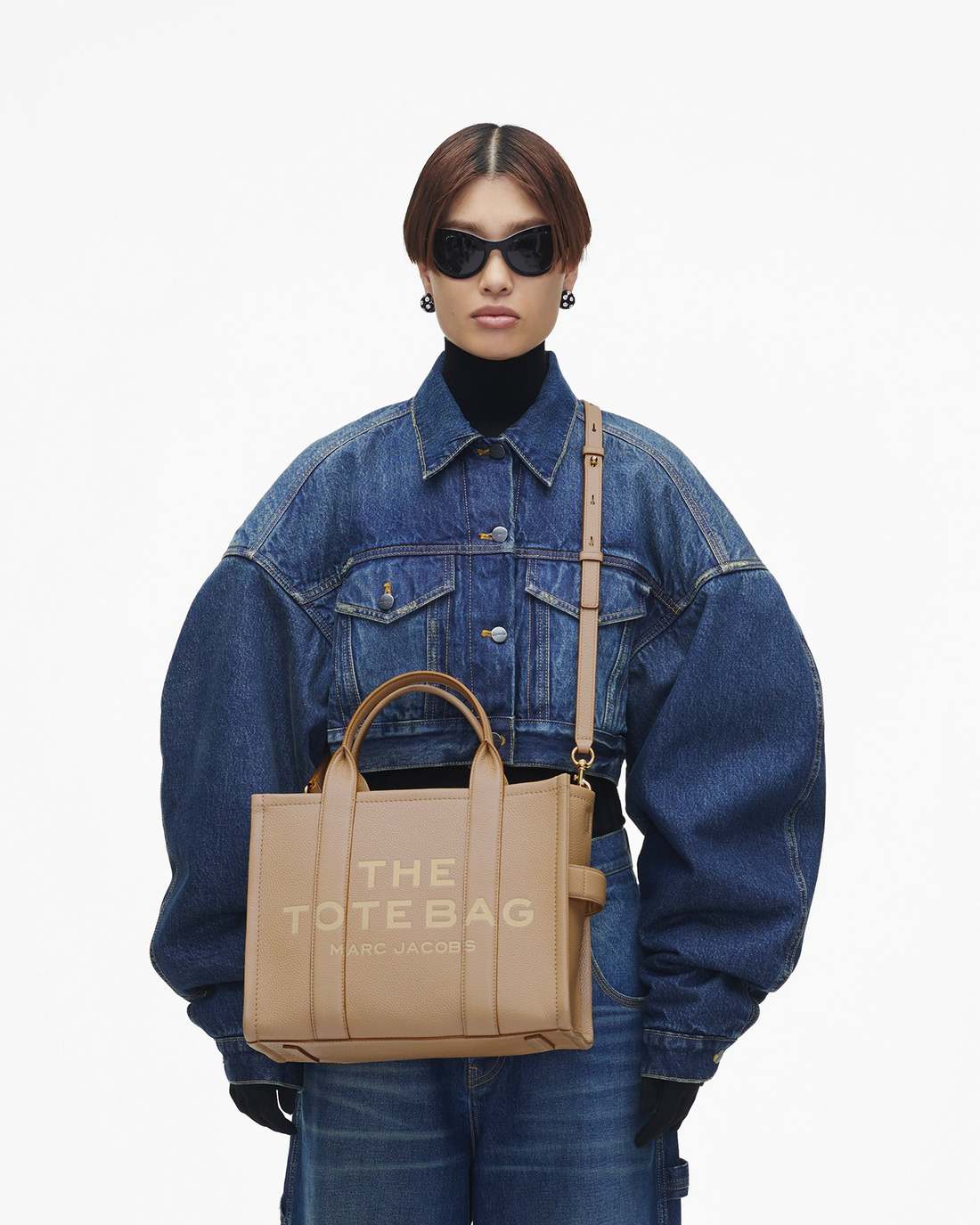 The Leather Medium Tote Bag Camel