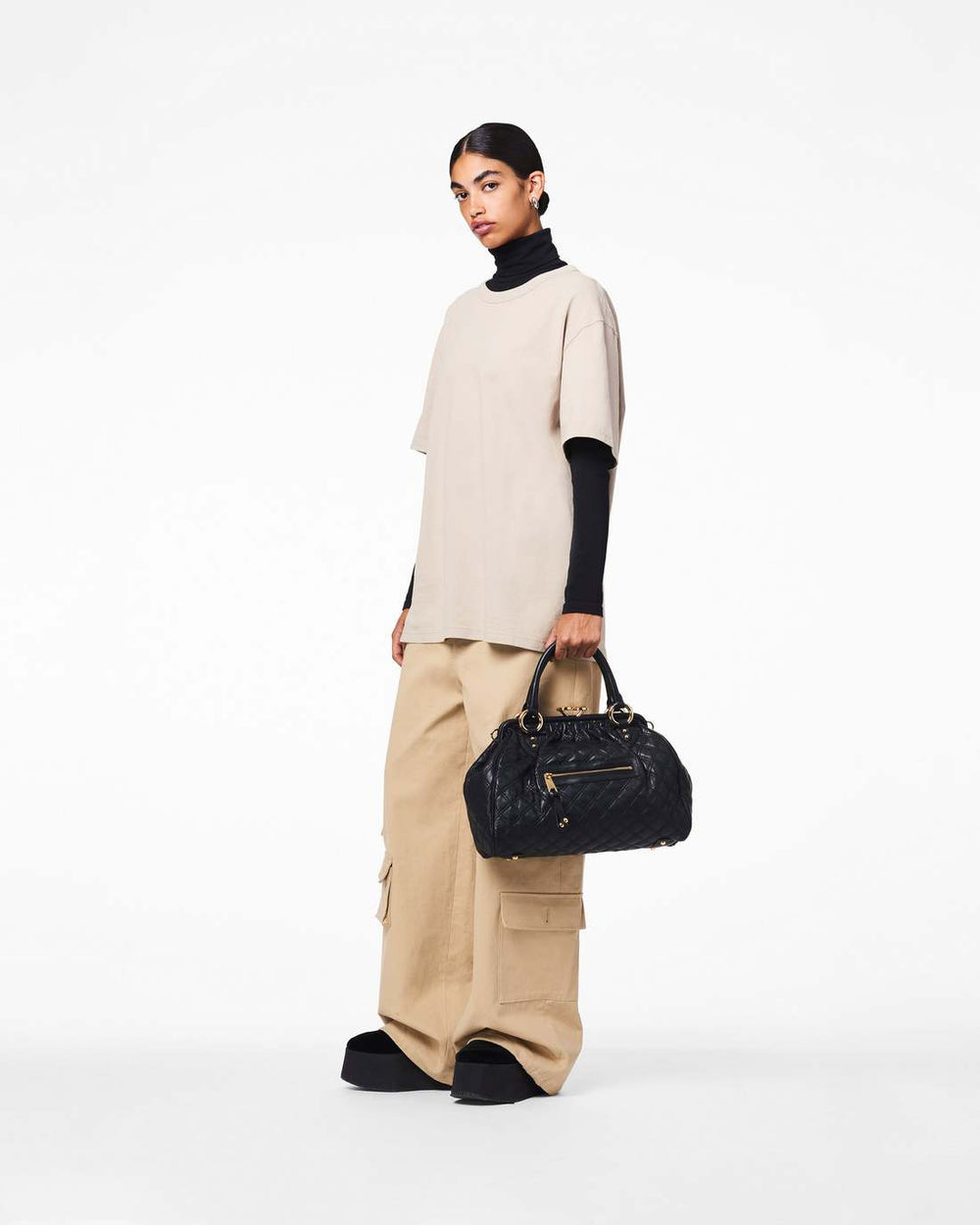 Re-Edition Quilted Leather Stam Bag Black