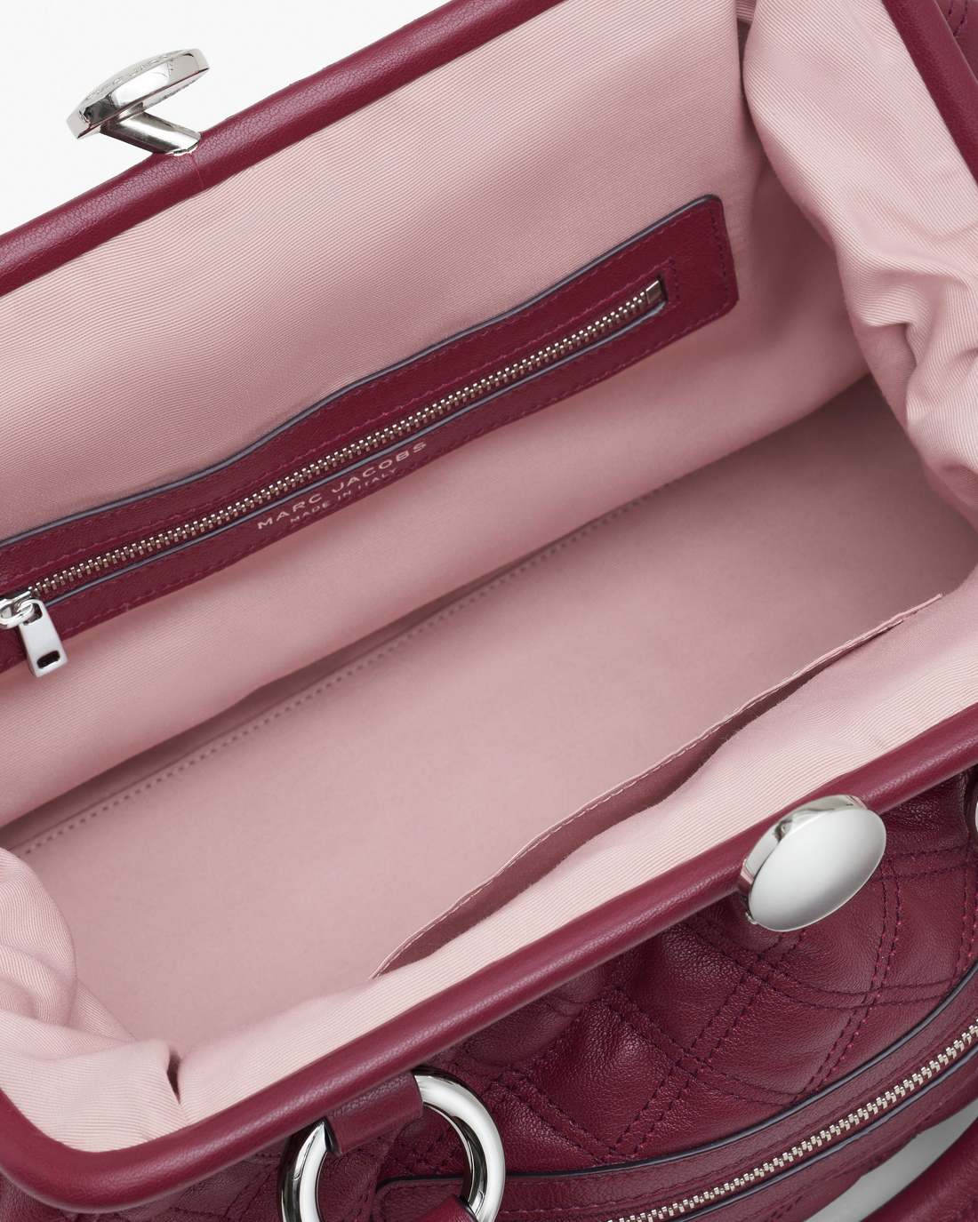 Re-Edition Quilted Leather Stam Bag Cherry