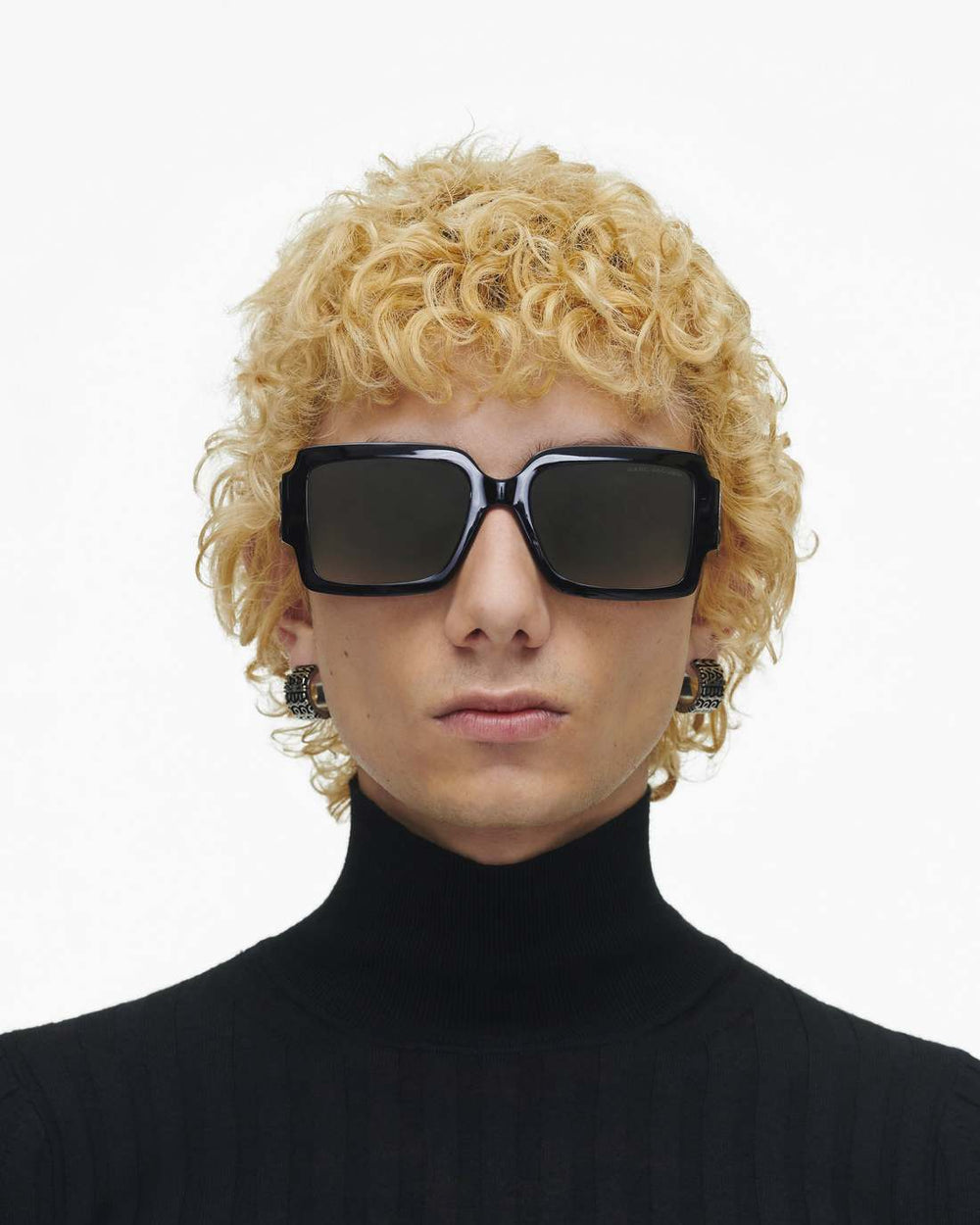 The Bold Logo Square Sunglasses Black/White